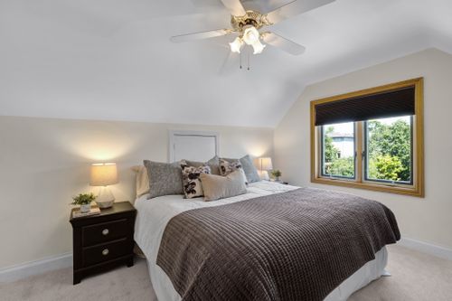 142-divadale-drive-toronto-web-mls-33 at 142 Divadale Drive, Leaside, Toronto