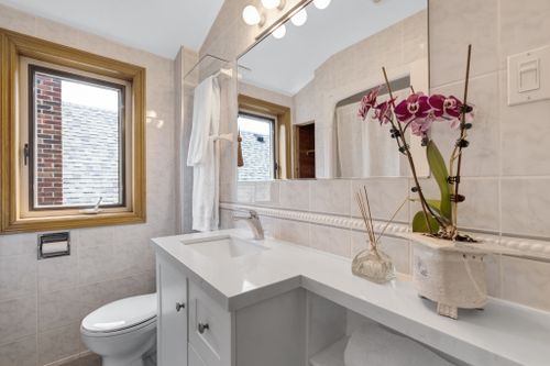142-divadale-drive-toronto-web-mls-40 at 142 Divadale Drive, Leaside, Toronto