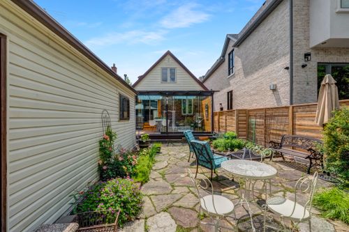 142-divadale-drive-toronto-web-mls-63 at 142 Divadale Drive, Leaside, Toronto