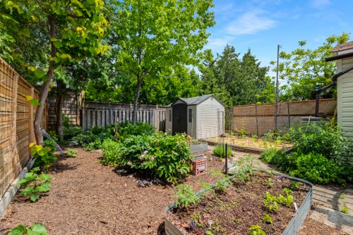 142-divadale-drive-toronto-web-mls-65 at 142 Divadale Drive, Leaside, Toronto