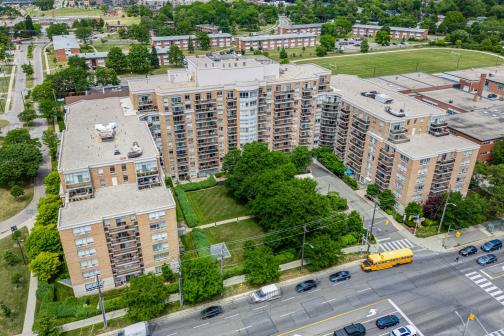 106 - 650 Lawrence Avenue, Englemount-Lawrence, Toronto photo number 2