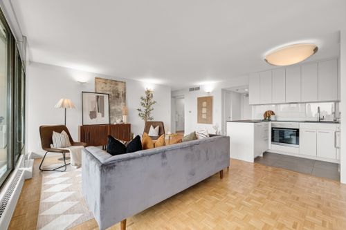 10-avoca-avenue-704-705-toronto-web-mls-32 at 704/705 - 10 Avoca Avenue, Rosedale-Moore Park, Toronto