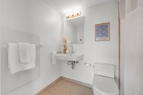 10-avoca-avenue-704-705-toronto-web-mls-44 at 704/705 - 10 Avoca Avenue, Rosedale-Moore Park, Toronto