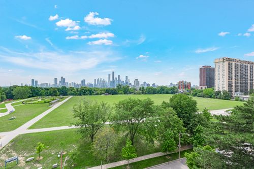 10-avoca-avenue-704-705-toronto-web-mls-58 at 704/705 - 10 Avoca Avenue, Rosedale-Moore Park, Toronto