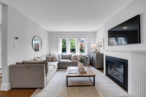 124-donlea-drive-toronto-web-mls-18 at 124 Donlea Drive, Leaside, Toronto