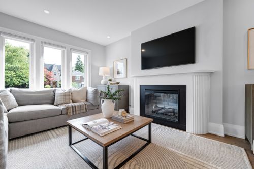 124-donlea-drive-toronto-web-mls-19 at 124 Donlea Drive, Leaside, Toronto