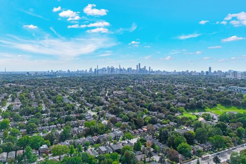 124-donlea-drive-toronto-web-mls-81 at 124 Donlea Drive, Leaside, Toronto