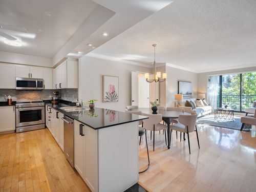 612-18-william-carson-crescent-12 at 612 - 18 William Carson Crescent, St. Andrew-Windfields, Toronto