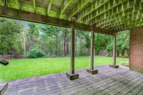 88-garnier-court-toronto-web-mls-107 at 88 Garnier Court, Bayview Woods-Steeles, Toronto