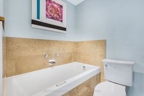 68-broadview-ave-south-riverdale-toronto-20 at 305 - 68 Broadview Avenue, South Riverdale, Toronto 68-broadview-ave-south-riverdale-toronto-20 at 305 - 68 Broadview Avenue, South Riverdale, Toronto