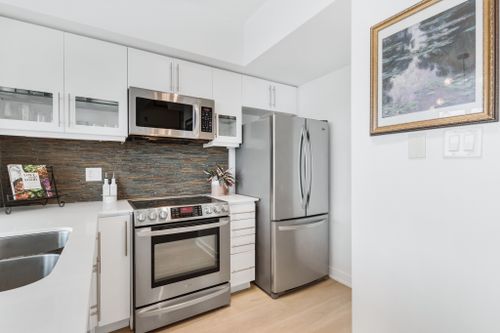 1169-queen-street-west-716-toronto-web-mls-15 at 716 - 1169 Queen Street W, Little Portugal, Toronto