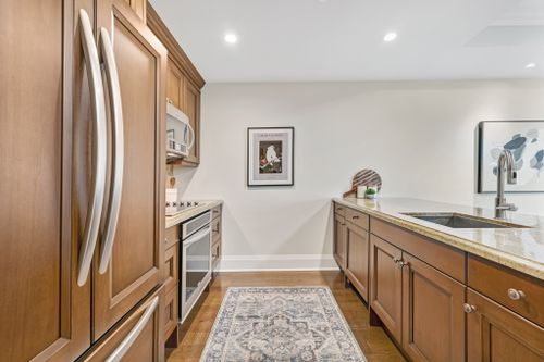 1888-bayview-avenue-604-toronto-web-mls-10 at 604 - 1888 Bayview Avenue, Bridle Path-Sunnybrook-York Mills, Toronto