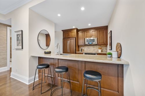 1888-bayview-avenue-604-toronto-web-mls-15 at 604 - 1888 Bayview Avenue, Bridle Path-Sunnybrook-York Mills, Toronto