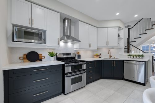949-queen-street-west-toronto-web-mls-17 at 949 Queen Street West, Trinity-Bellwoods, Toronto