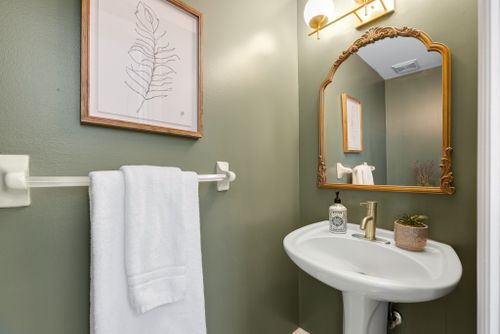 949-queen-street-west-toronto-web-mls-24 at 949 Queen Street West, Trinity-Bellwoods, Toronto
