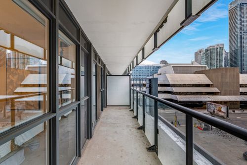 300-front-street-west-502-toronto-web-mls-26 at 502 - 300 Front Street West, Waterfront Communities C1, Toronto