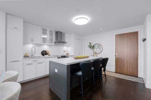 25-malcolm-road-402-toronto-web-mls-10 at 402 - 25 Malcolm Road, Leaside, Toronto