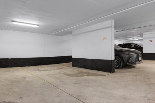 25-malcolm-road-402-toronto-web-mls-39 at 402 - 25 Malcolm Road, Leaside, Toronto