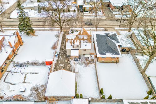 236-gary-drive-toronto-web-mls-65 at 236 Gary Drive, Humberlea-Pelmo Park W4, Toronto