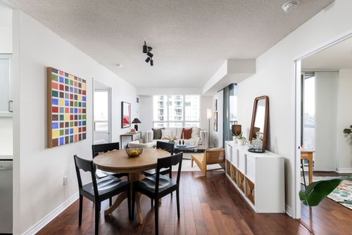 006-1920x1080-photo at 805 - 225 Merton Street, Mount Pleasant West, Toronto