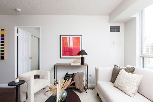 009-1920x1080-photo at 805 - 225 Merton Street, Mount Pleasant West, Toronto