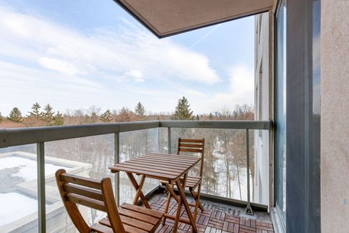 011-1920x1080-photo at 805 - 225 Merton Street, Mount Pleasant West, Toronto