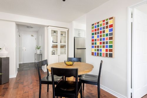 014-1920x1080-photo at 805 - 225 Merton Street, Mount Pleasant West, Toronto
