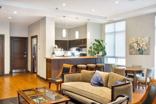 033-1920x1080-photo at 805 - 225 Merton Street, Mount Pleasant West, Toronto