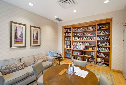035-1920x1080-photo at 805 - 225 Merton Street, Mount Pleasant West, Toronto