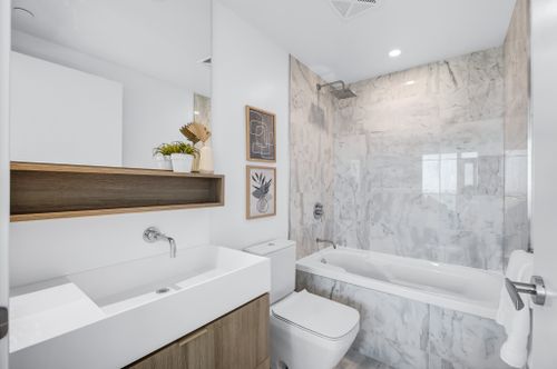 5-soudan-avenue-2814-toronto-web-mls-30 at 2814 - 5 Soudan Avenue, Mount Pleasant West, Toronto