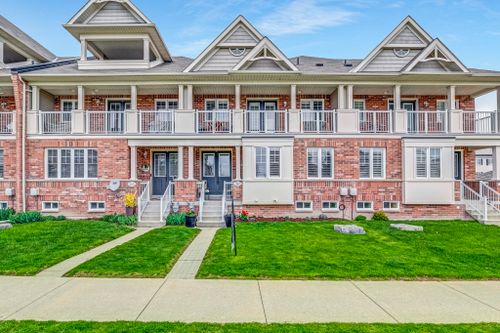 322-lakebreeze-drive-clarington-reshoot-web-mls-8 at 322 Lakebreeze Drive, Newcastle, Clarington