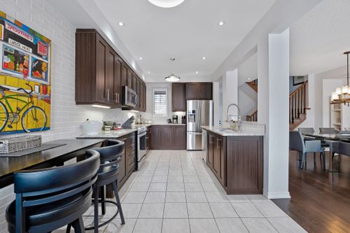 322-lakebreeze-drive-clarington-web-mls-13 at 322 Lakebreeze Drive, Newcastle, Clarington
