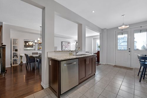 322-lakebreeze-drive-clarington-web-mls-21 at 322 Lakebreeze Drive, Newcastle, Clarington