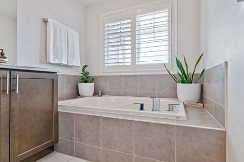 322-lakebreeze-drive-clarington-web-mls-39 at 322 Lakebreeze Drive, Newcastle, Clarington