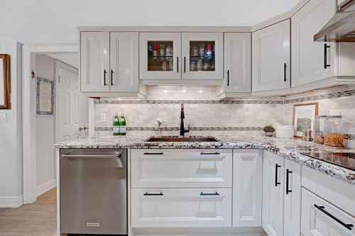 3900-yonge-street-504-toronto-web-mls-27 at 504 - 3900 Yonge Street, Bedford Park-Nortown, Toronto