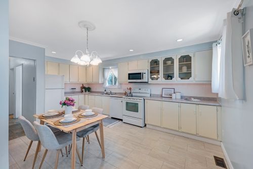 655-perry-crescent-oshawa-web-mls-13 at 655 Perry Crescent, Vanier, Oshawa