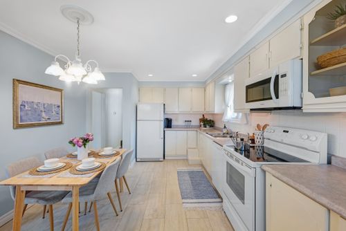 655-perry-crescent-oshawa-web-mls-14 at 655 Perry Crescent, Vanier, Oshawa