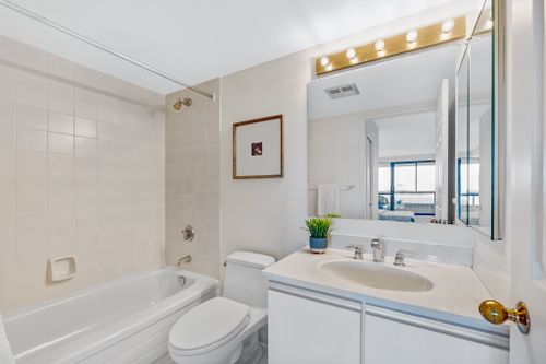 1-concorde-place-1004-toronto-web-mls-55 at 1004 - 1 Concorde Place, Banbury-Don Mills, Toronto