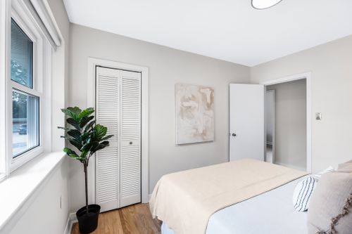 15-bugle-hill-road-toronto-web-mls-40 at 15 Bugle Hill Road, Tam O'Shanter-Sullivan, Toronto