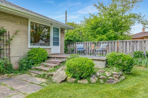 15-bugle-hill-road-toronto-web-mls-58 at 15 Bugle Hill Road, Tam O'Shanter-Sullivan, Toronto