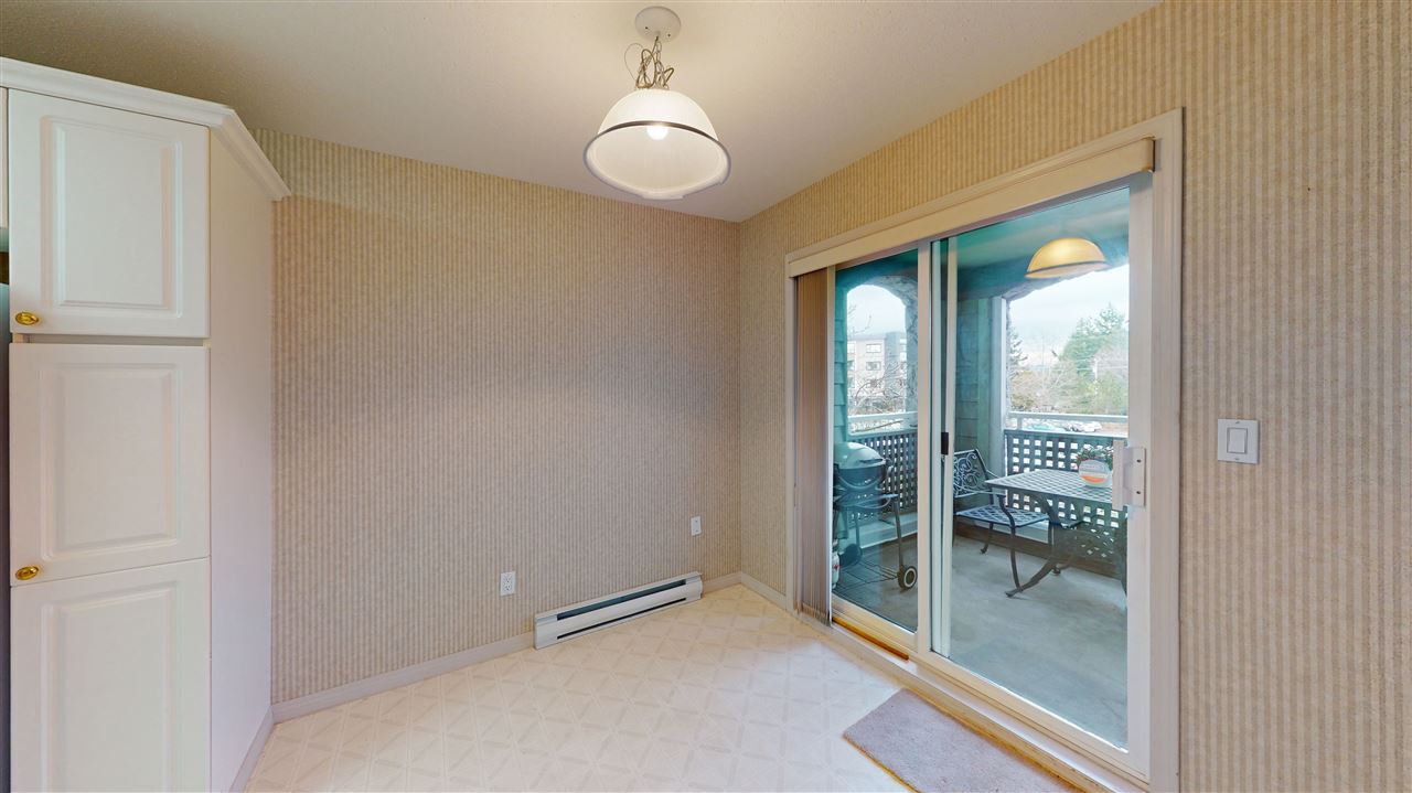 15558-16a-avenue-king-george-corridor-south-surrey-white-rock-08 at 208 - 15558 16a Avenue, King George Corridor, South Surrey White Rock