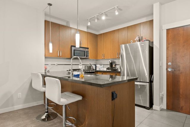 15918-26-avenue-grandview-surrey-south-surrey-white-rock-07 at 214 - 15918 26 Avenue, Grandview Surrey, South Surrey White Rock