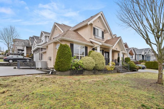 7057-151-street-east-newton-surrey-04 at 7057 151 Street, East Newton, Surrey