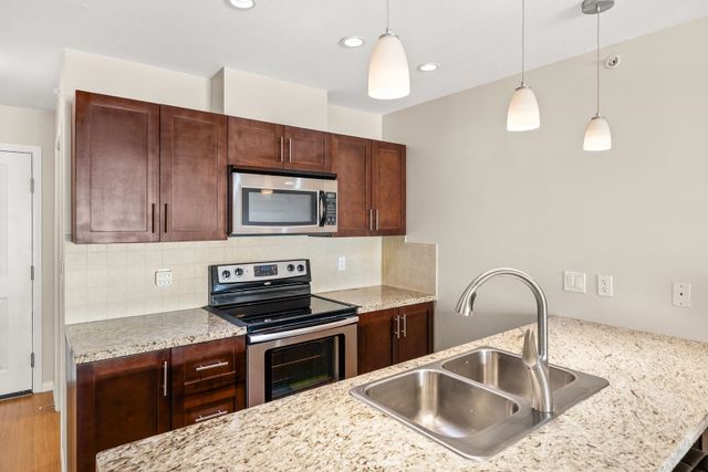 5000-imperial-street-metrotown-burnaby-south-12 at 303 - 5000 Imperial Street, Metrotown, Burnaby South