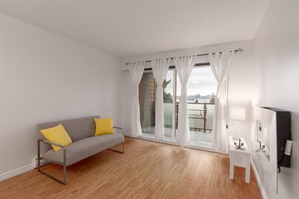 212-forbes-avenue-lower-lonsdale-north-vancouver-05