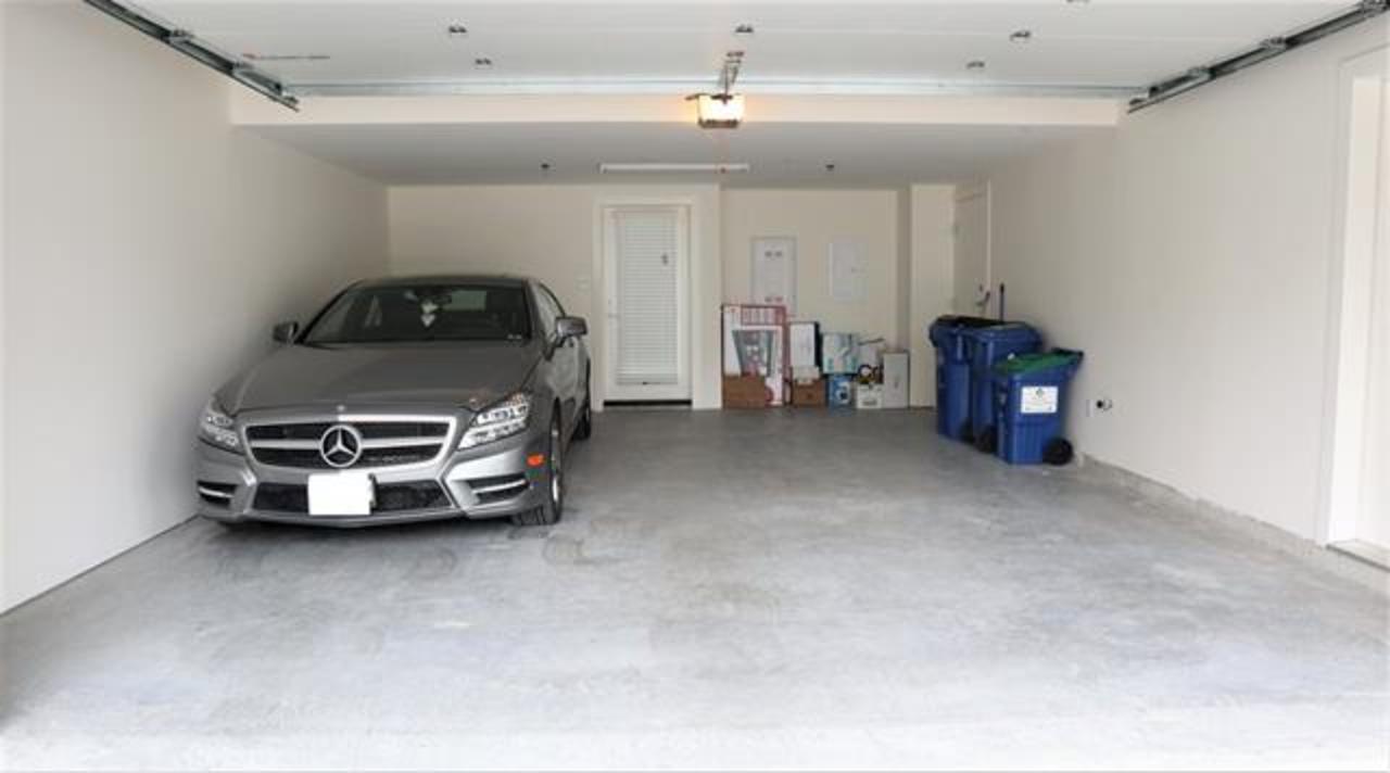 10 at 10 - 3595 Salal Drive, Dollarton, North Vancouver 10 at 10 - 3595 Salal Drive, Dollarton, North Vancouver
