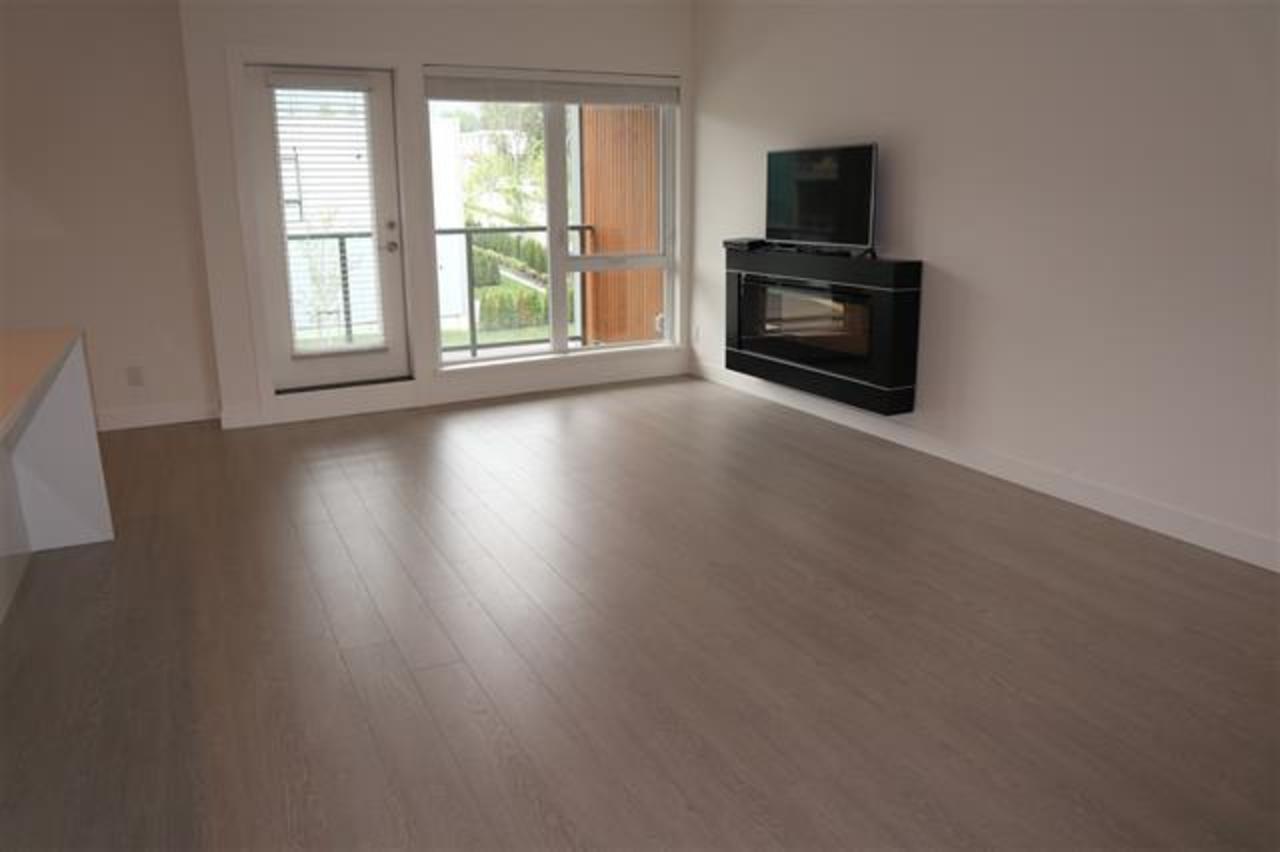 4 at 10 - 3595 Salal Drive, Dollarton, North Vancouver 4 at 10 - 3595 Salal Drive, Dollarton, North Vancouver