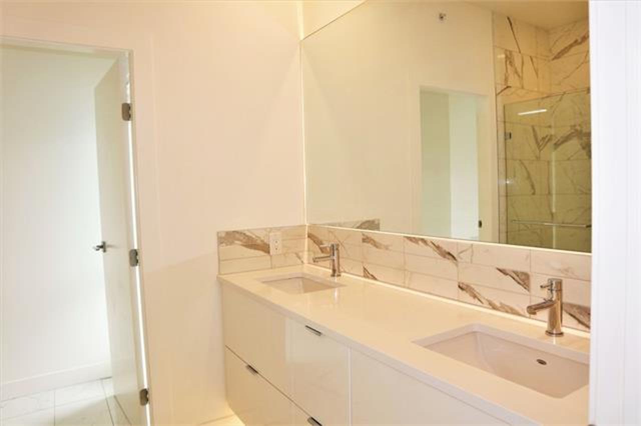 8 at 10 - 3595 Salal Drive, Dollarton, North Vancouver 8 at 10 - 3595 Salal Drive, Dollarton, North Vancouver