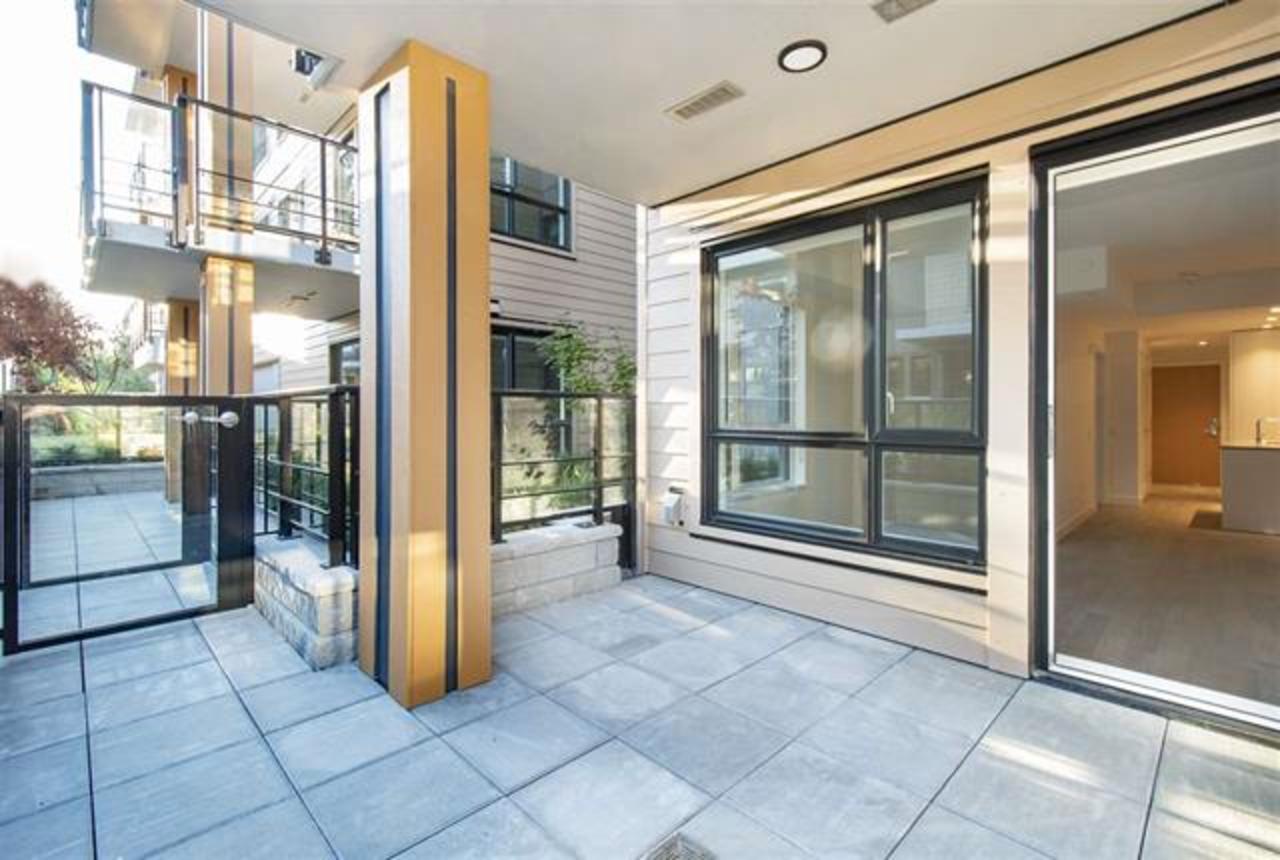 16 at 203 - 3220 Connaught, Edgemont, North Vancouver 16 at 203 - 3220 Connaught, Edgemont, North Vancouver
