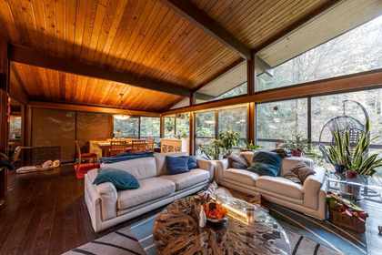 1527-edgewater-lane-seymour-nv-north-vancouver-03